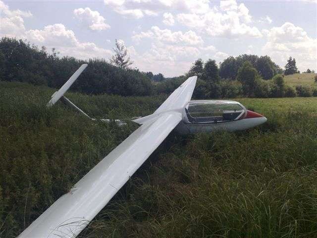 Twarde lądowanie szybowca