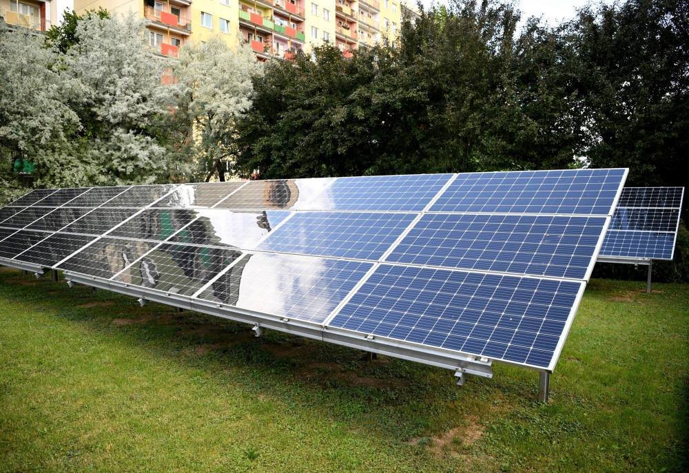 Zmiana kursu? Węgiel przegrywa z energią odnawialną