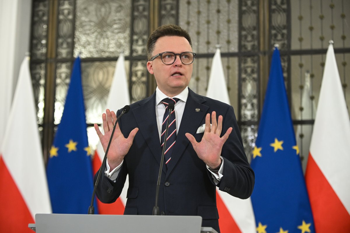 Katastrofa Hołowni [SONDAŻ]