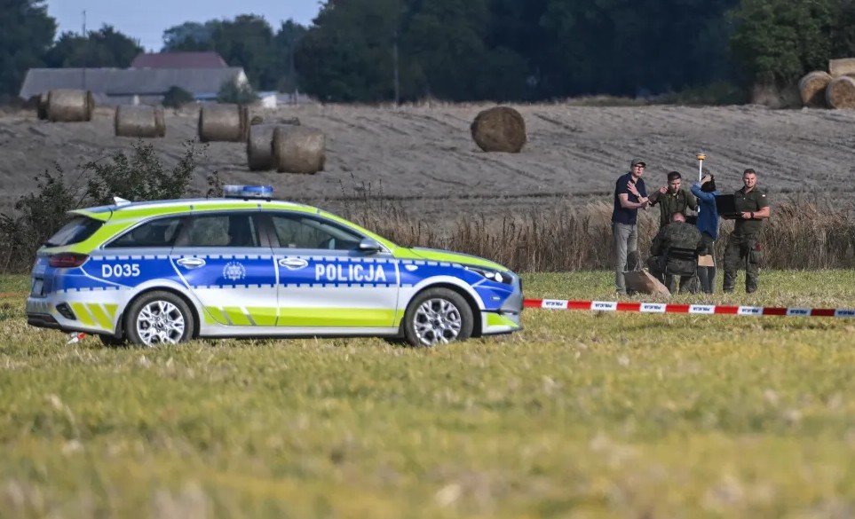 Gen. Polko: powinna powstać aplikacja do zgłaszania dronów
