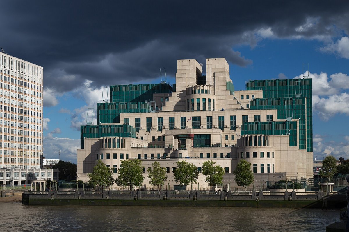 Szef brytyjskich służb MI6 zaapelował do Rosjan 