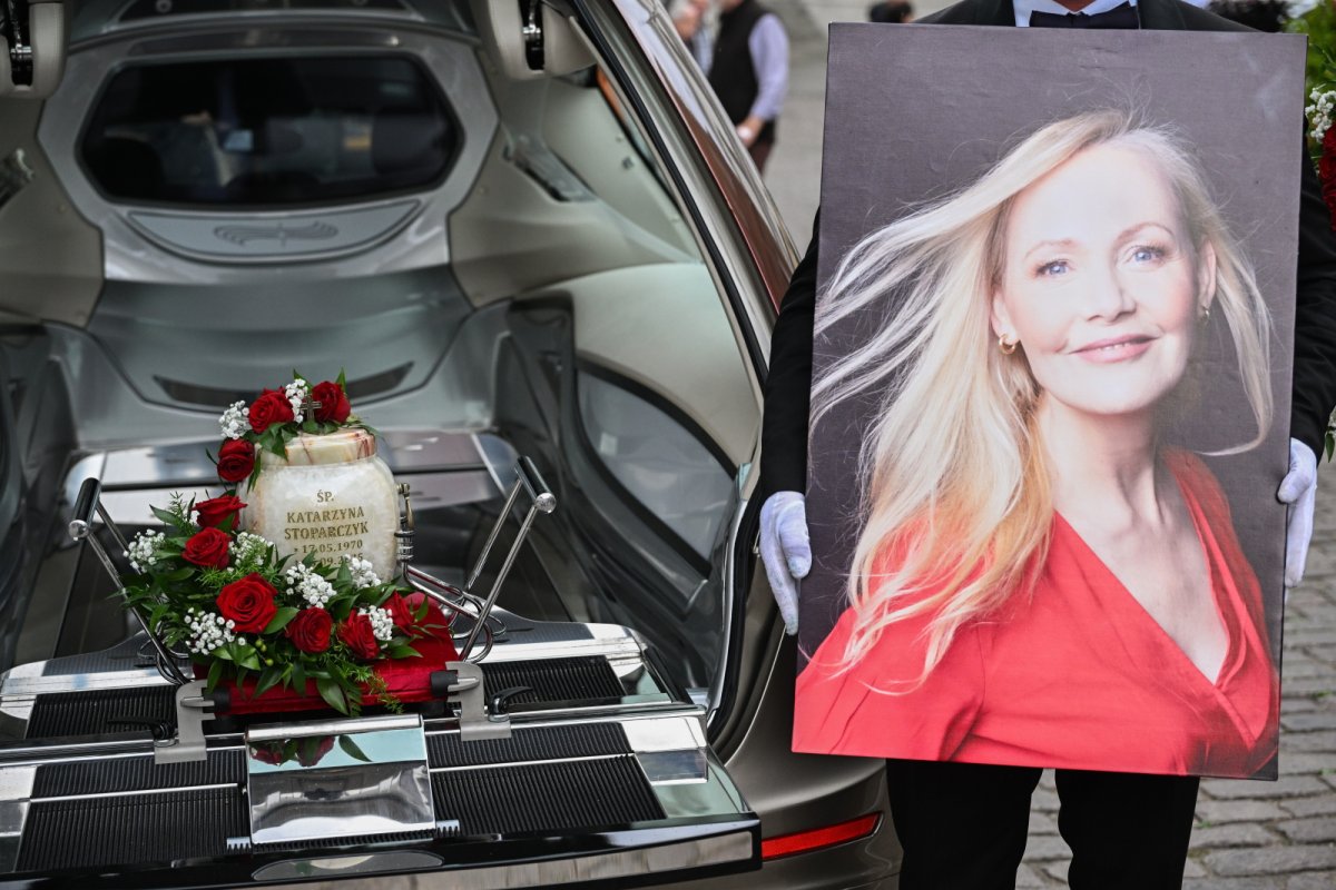 W Warszawie odbyły się uroczystości pogrzebowe dziennikarki Katarzyny Stoparczyk