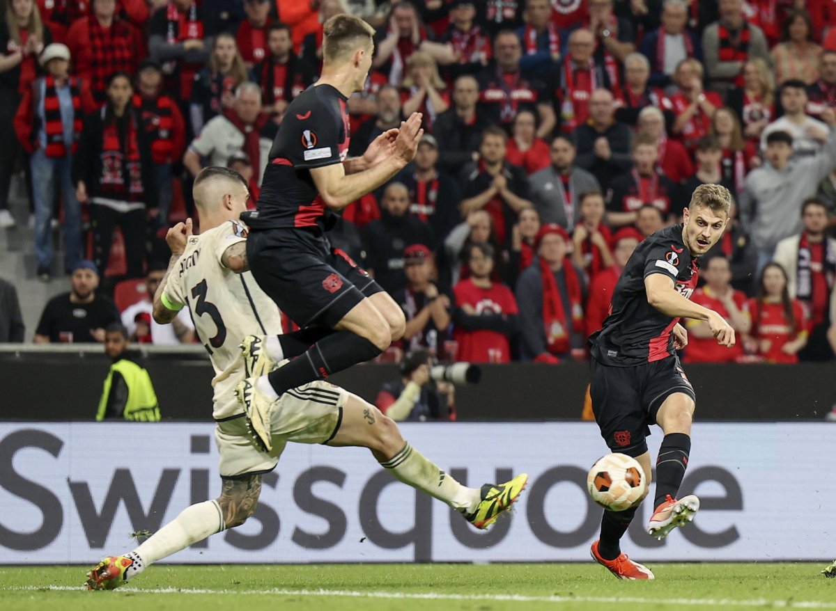 Loic Bade nowym obrońcą Bayeru Leverkusen