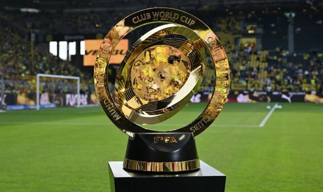 Jak FIFA chce skłócić największe kluby