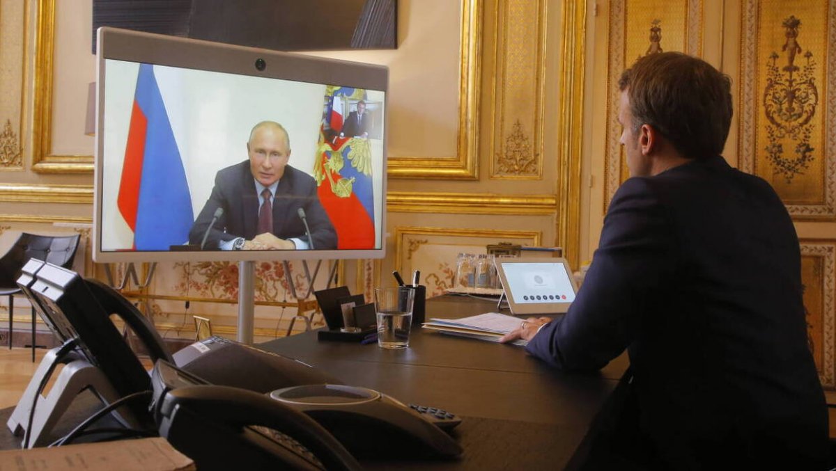 Macron: Putin jest 