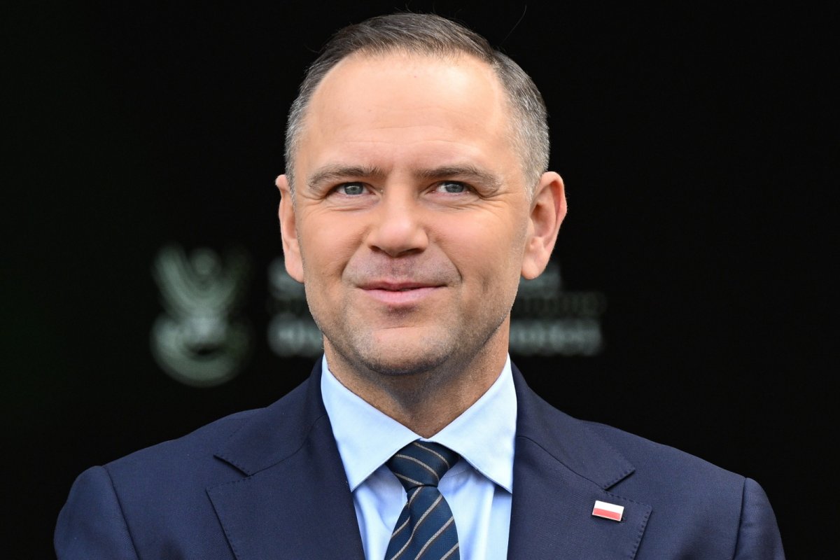 Sikorski: Nawrocki ma uprzywilejowane stosunki z Trumpem 