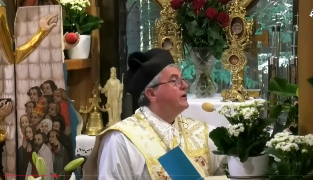Suspendowany ksiądz Natanek dalej działa