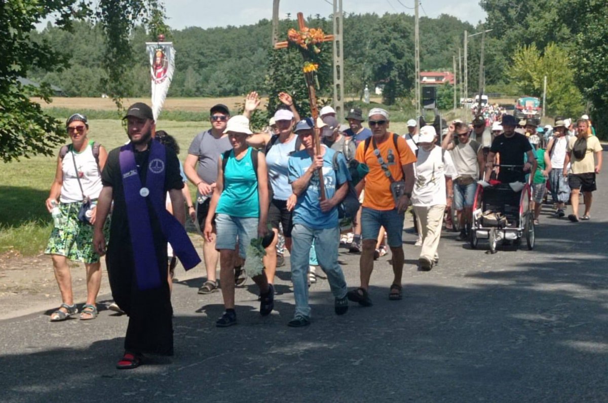 Tysiące pielgrzymów dotarło na Jasną Górę