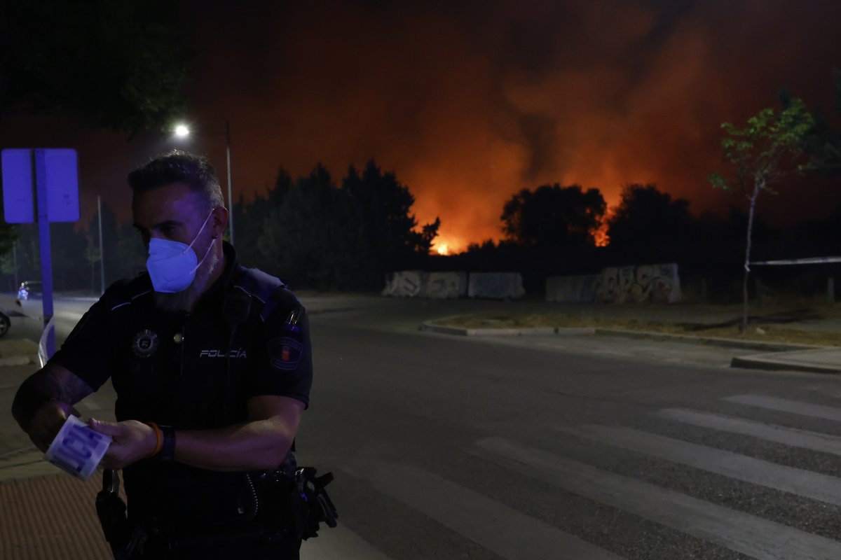 Śmiertelna ofiara pożarów w Madrycie, tysiące osób ewakuowanych