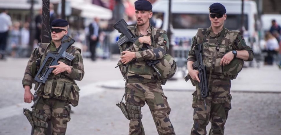Trump wyzwala stolicę. Właśnie przejął kontrolę nad policją