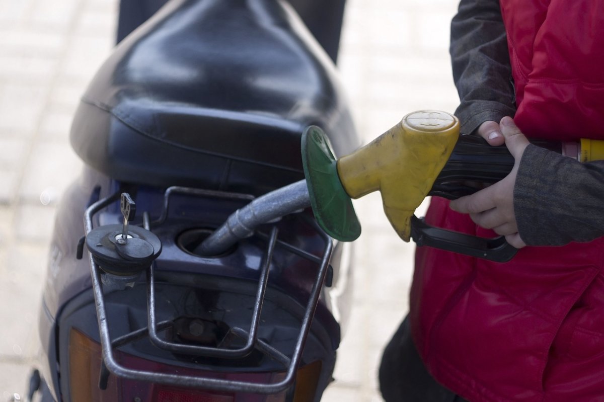 Ceny paliw bez większych zmian. LPG tańsze o 4 grosze