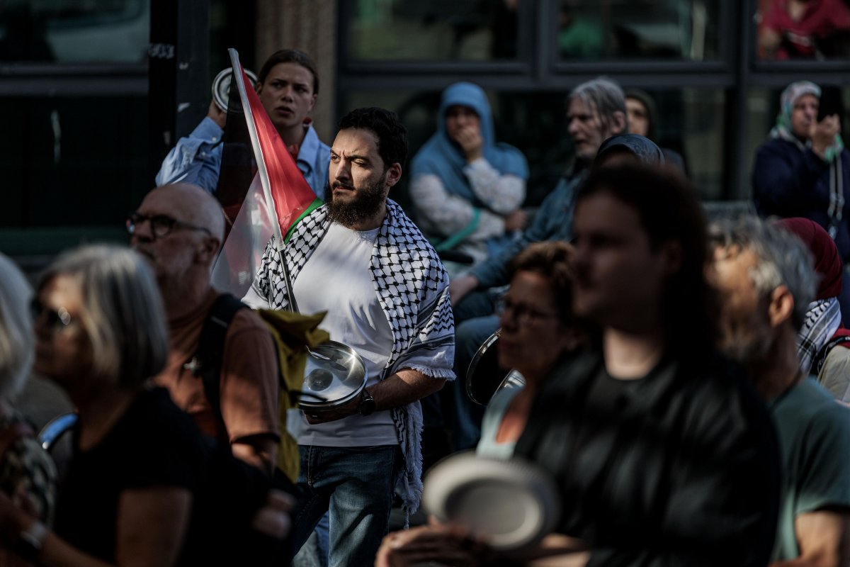 Holandia Uznaje Izrael za Zagrożenie dla Bezpieczeństwa Narodowego