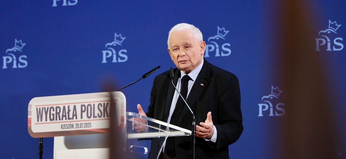 Kaczyński wzywa do obecności pod Sejmem 6 sierpnia
