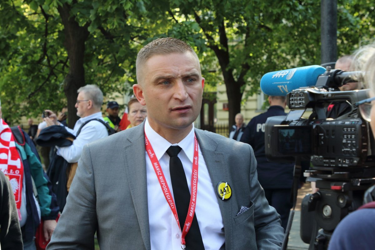 Bąkiewicz do Tuska: wylądujesz pod jedną celą z babcią Kasią
