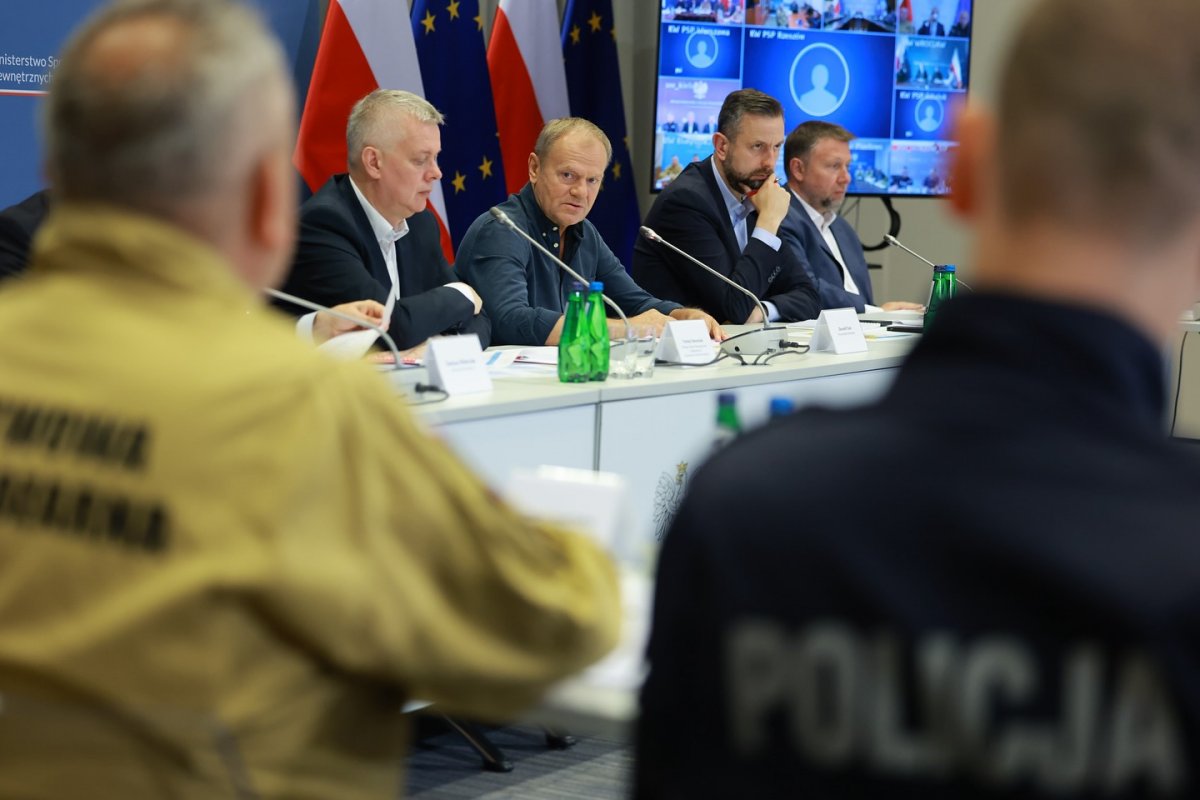 Premier Donald Tusk apeluje o pełną mobilizację ws. obfitych opadów