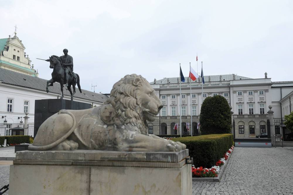 Trwają prace nad założeniami do nowej konstytucji