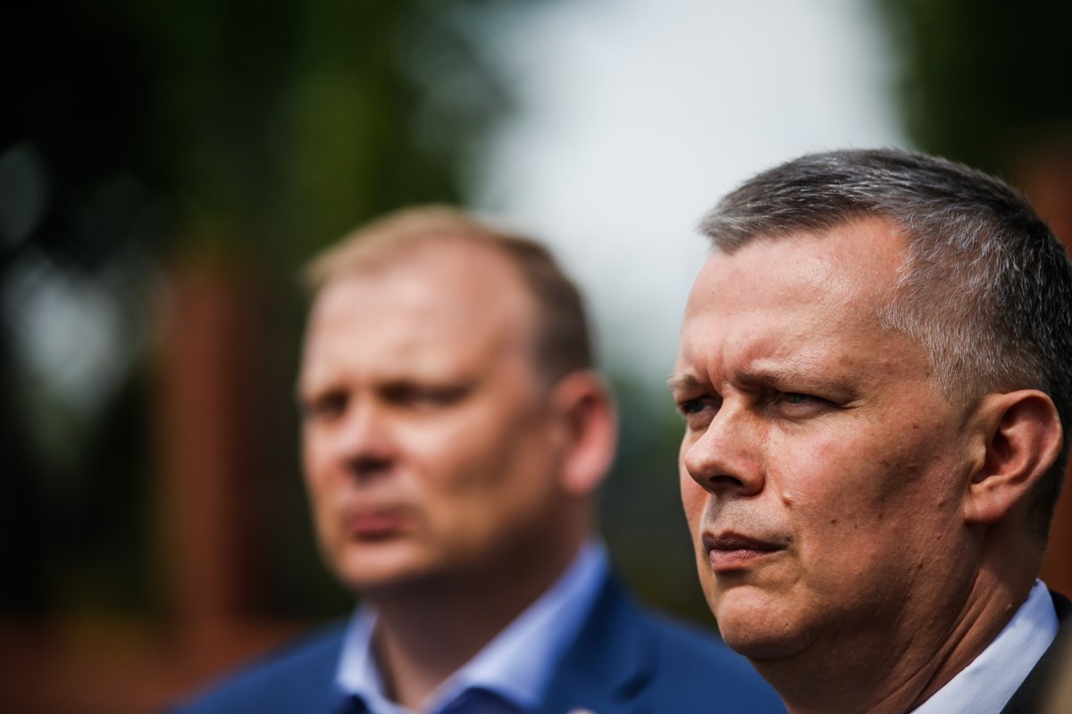 Siemoniak atakuje Polaków 