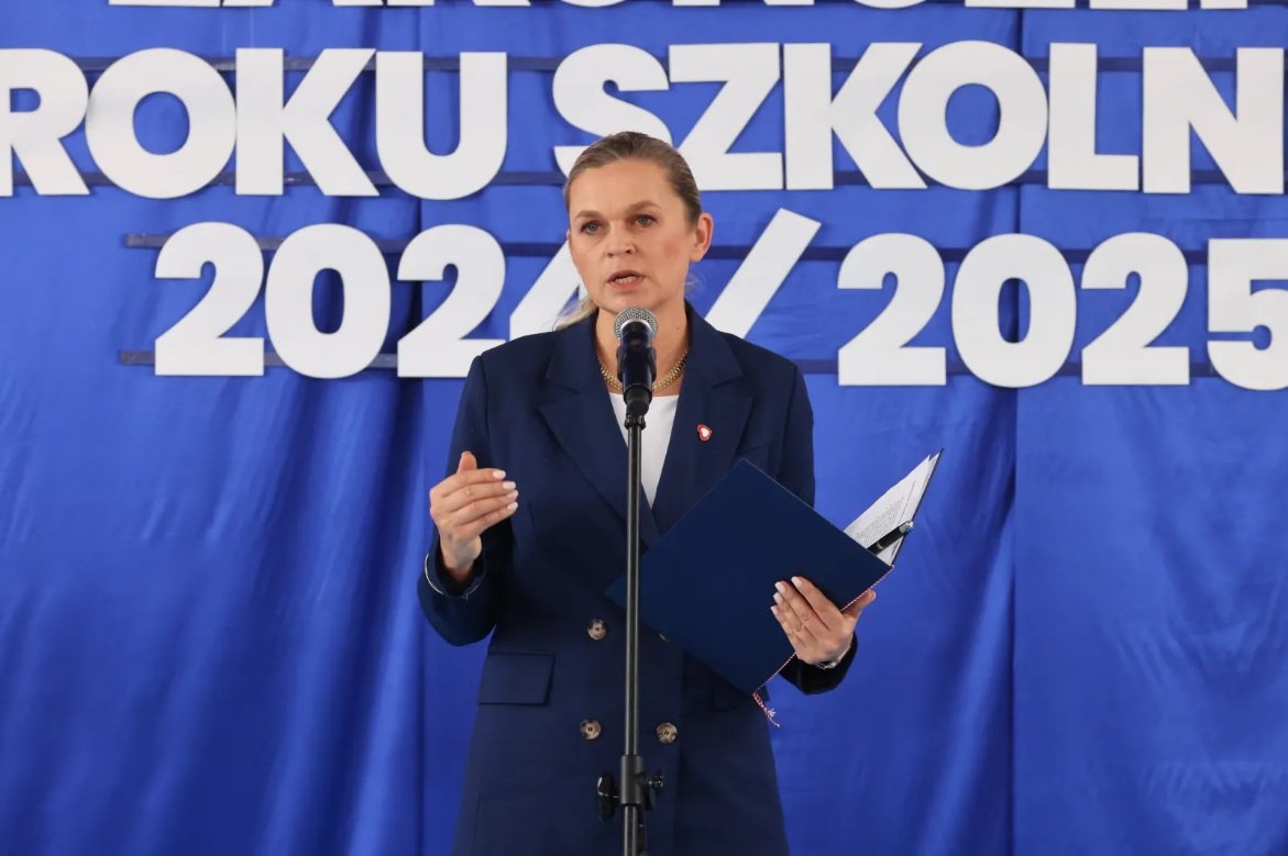 Minister edukacji podsumowała rok szkolny. Co czeka uczniów i nauczycieli w następnym?
