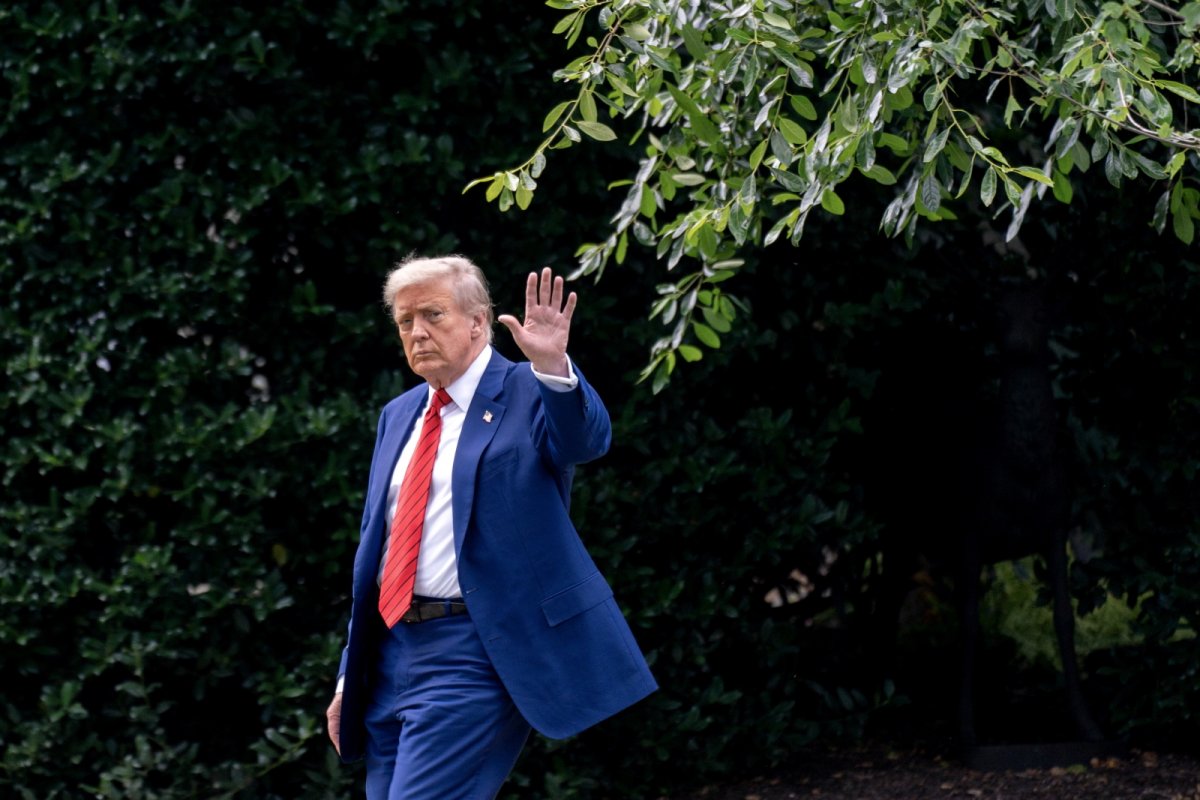 Trump: NATO będzie musiało poradzić sobie z Hiszpanią