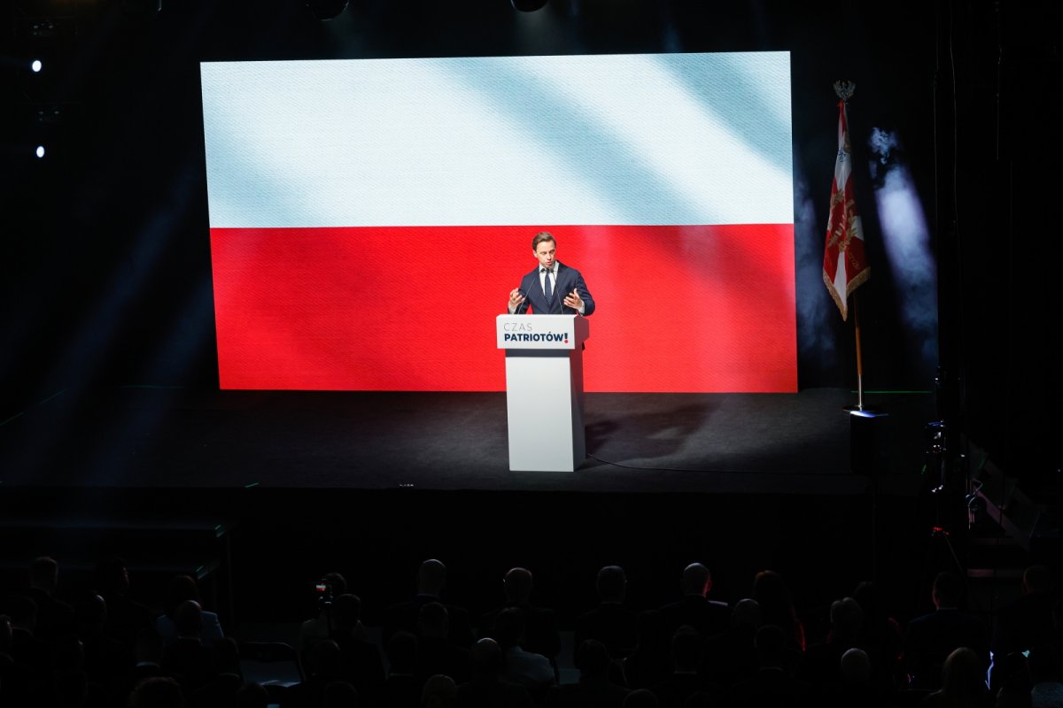 Bosak na czele partii. Został wybrany jednogłośnie