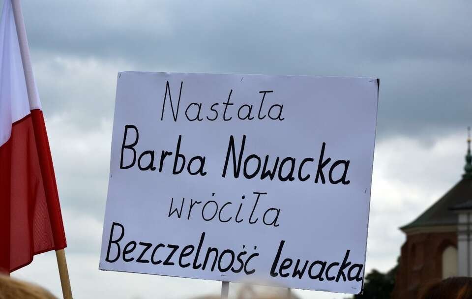Kontrrewolucja w oświacie, czyli kto może uratować polskie dzieci? Dość już „szkoły po nowacku”, z którą borykamy się od końca 2023 r.!
