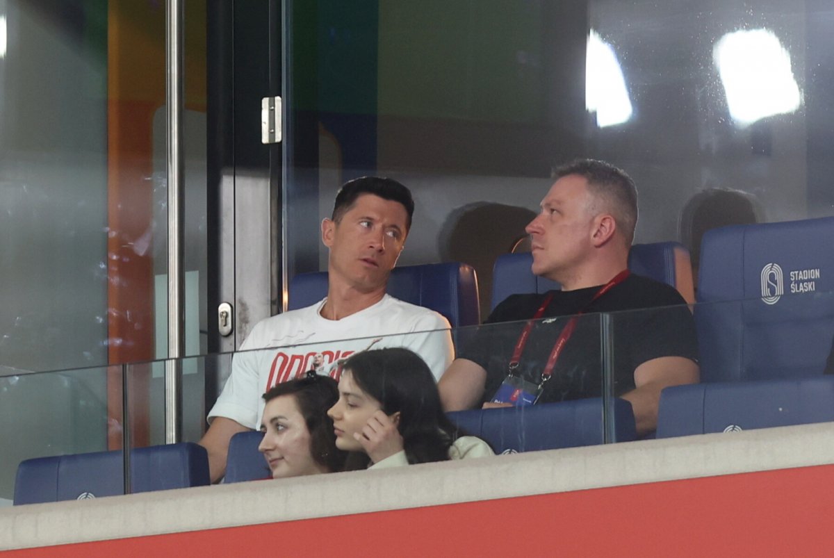 Hiszpańskie media: rezygnacja Lewandowskiego z reprezentacji dobra dla Barcelony