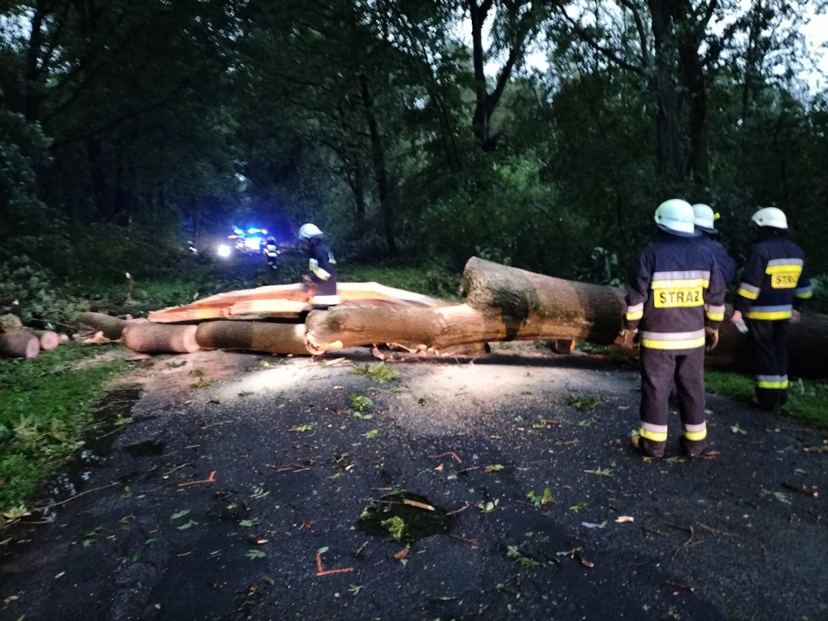 Burzowy armagedon nad Polską. Ponad 1500 interwencji strażaków
