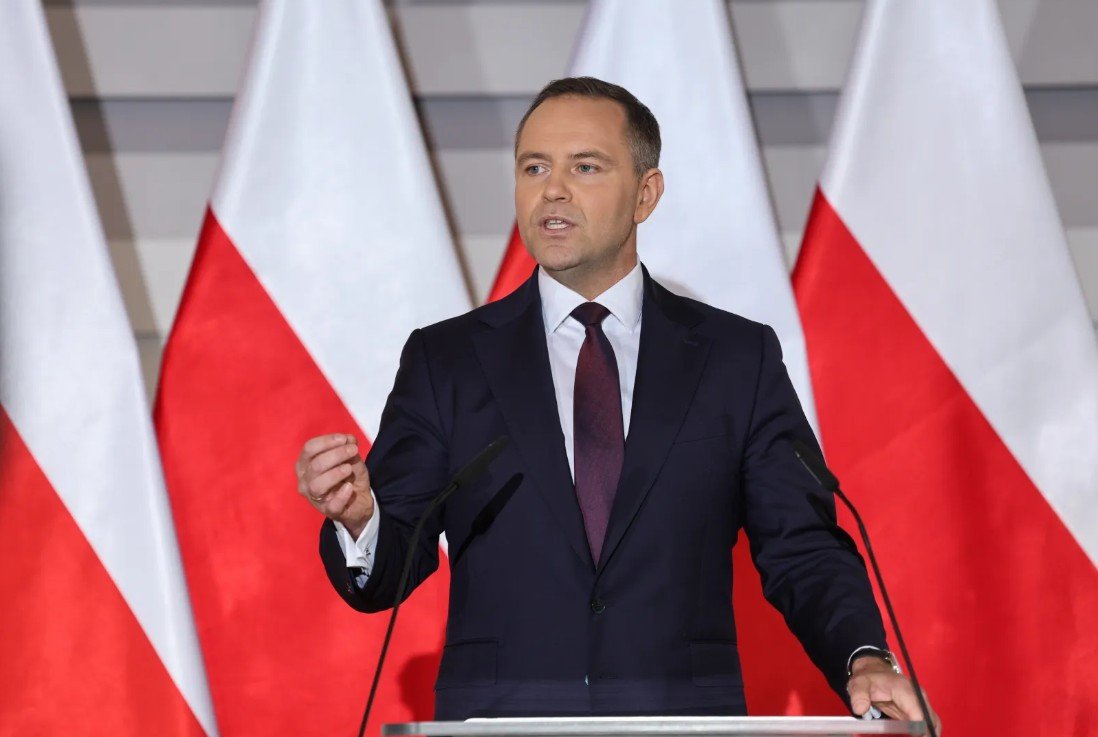 Kiedy Nawrocki obejmie urząd prezydenta?
