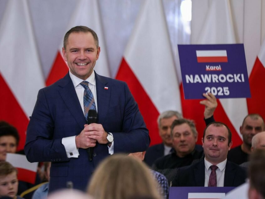 Karol Nawrocki na prowadzeniu przed II turą? Sztab PiS komentuje