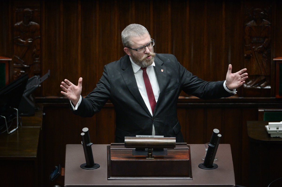 Na kogo zagłosuje Braun? Polityk ogłosił decyzję 