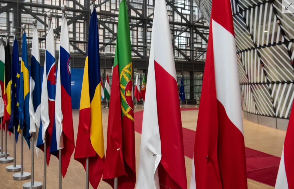 Pakt migracyjny w Rumunii wchodzi w życie. Polityczne echa wyborów i reakcje opozycji w Polsce