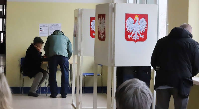 PKW podało frekwencję z godziny 17