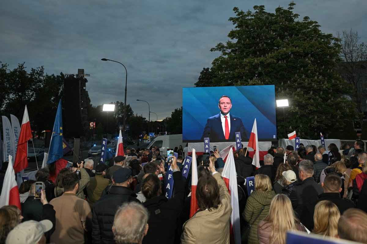 Wybory coraz bliżej. Kolejna debata coś zmieni?