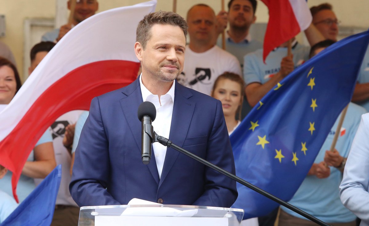 Milionowe grunty i cenne zabytki na celowniku. Warszawa wystawia kamienice na sprzedaż