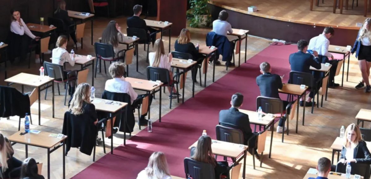 Zakończył się egzamin maturalny z j. polskiego. CKE będzie badać sprawę wycieku
