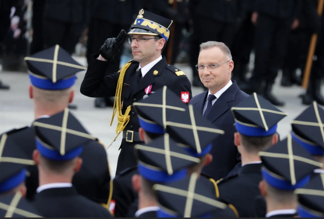 Centralne Obchody Dnia Strażaka. Prezydent Duda wręczył awanse generalskie czterem oficerom PSP