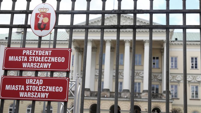 Jednolite godziny pracy urzędów?