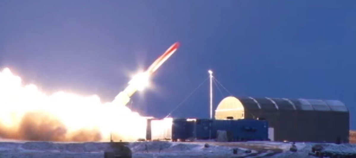 Atom pokojowy. Rosja i USA prężą muskuły przed rozmowami 