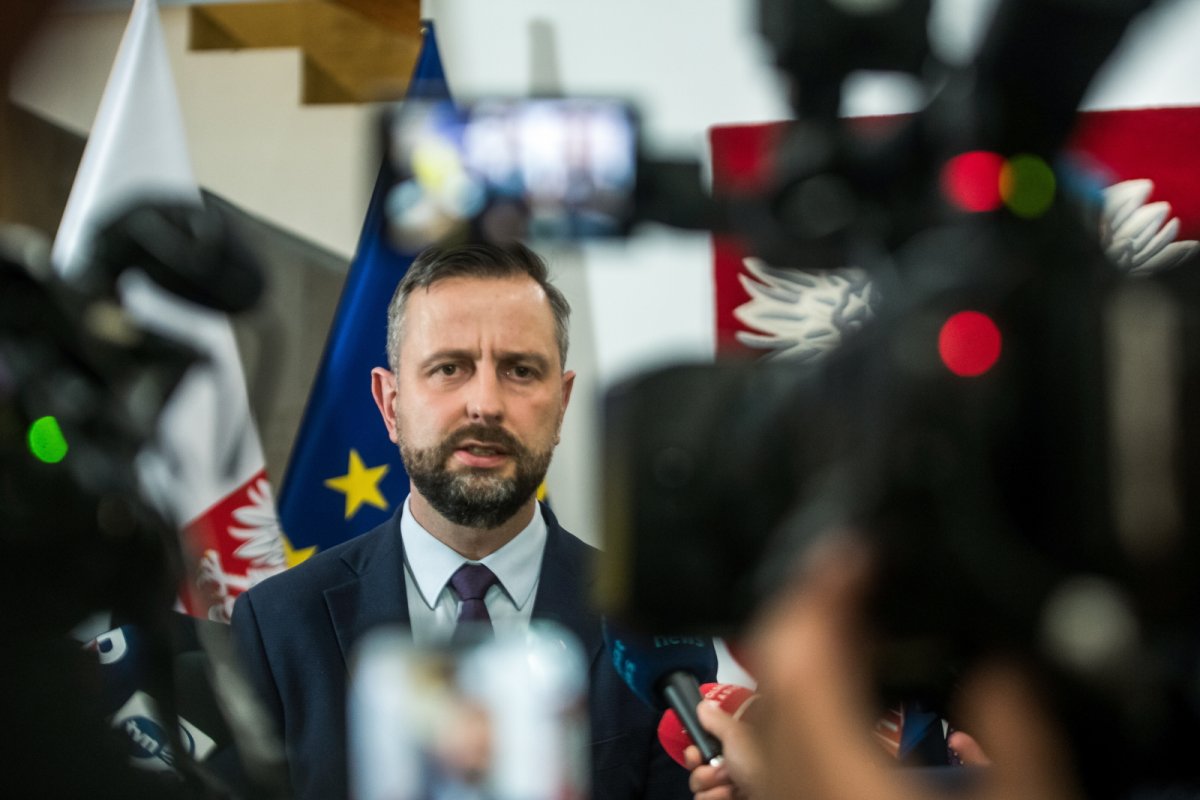Szef MON: będziemy wspierać samorządy w działaniach obronnych