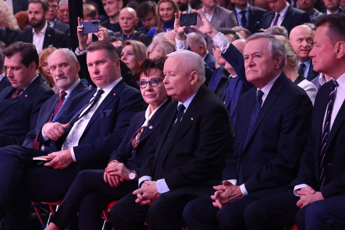 PO zmienia nazwę. Celny wpis prezesa Kaczyńskiego
