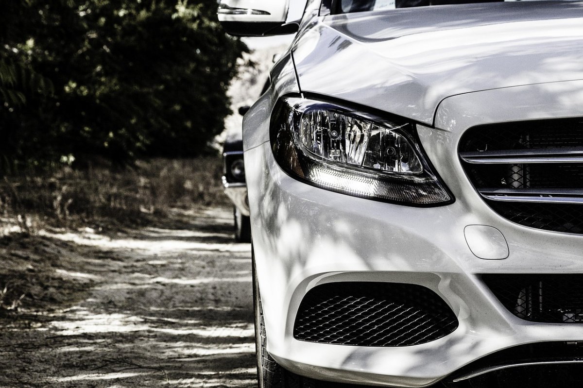 Niemcy wstrzymują produkcję samochodów. Volkswagen zatrzymuje linie Golfa i Tiguana