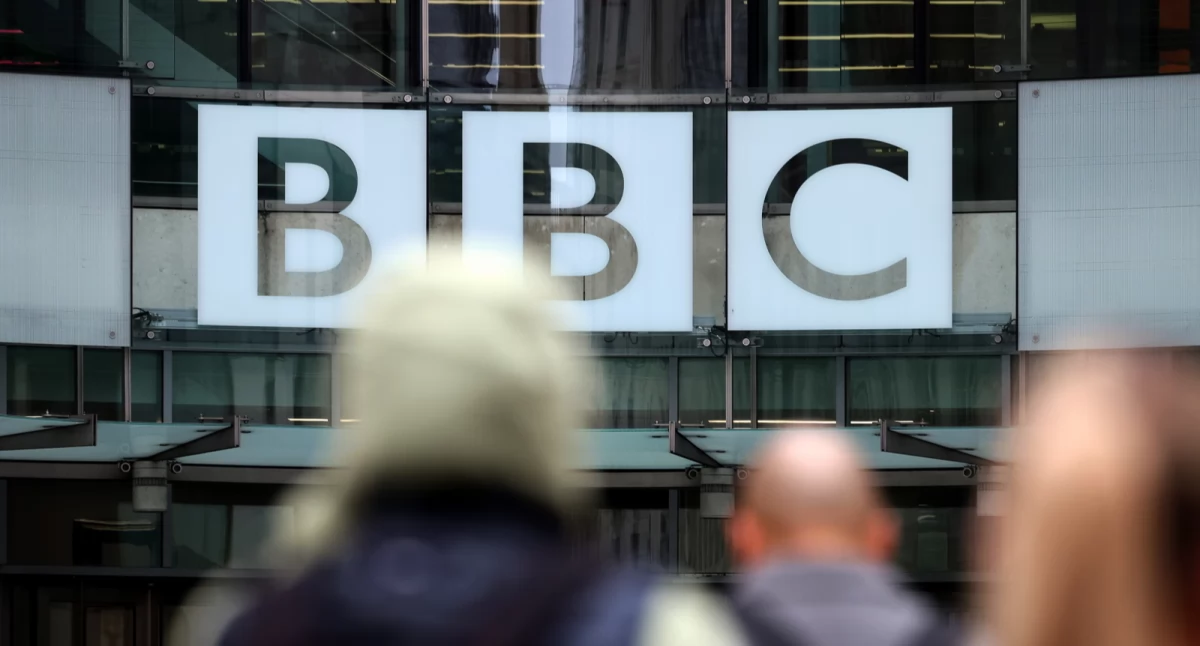 Szef BBC podaje się do dymisji. W tle afera z Trumpem 