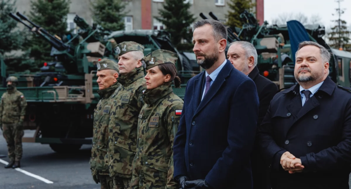 Szef MON: budujemy wielowarstwową obronę powietrzną Polski