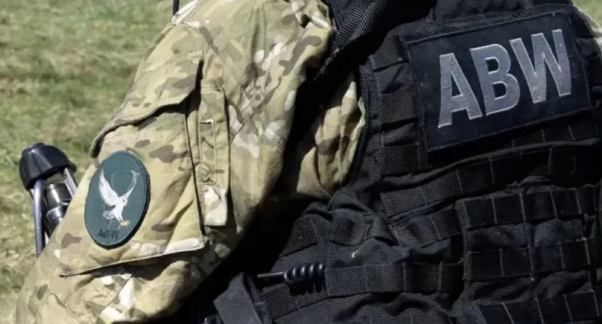 Zarzuty dla pięciu osób za działania na rzecz obcego wywiadu