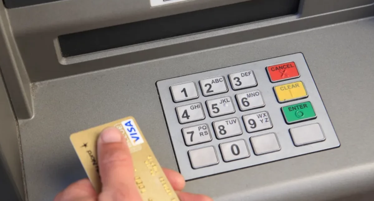 Bankomaty znikają. Jak zmienią się wypłaty gotówki?