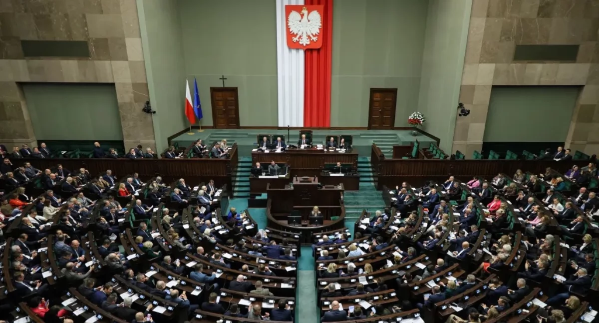 Nowe prognozy polityczne. Sprawdź, kto może rządzić 