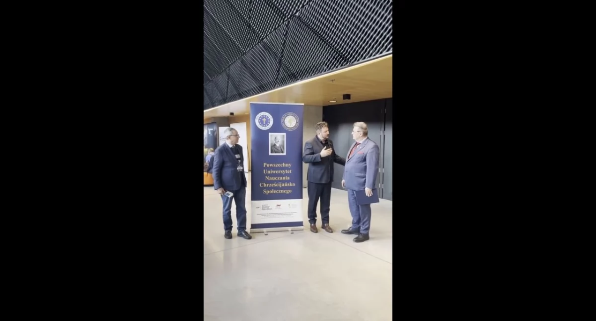 Promocja PUNCS przez uczestników piątej edycji na konferencji społeczno gospodarczej w Katowicach.