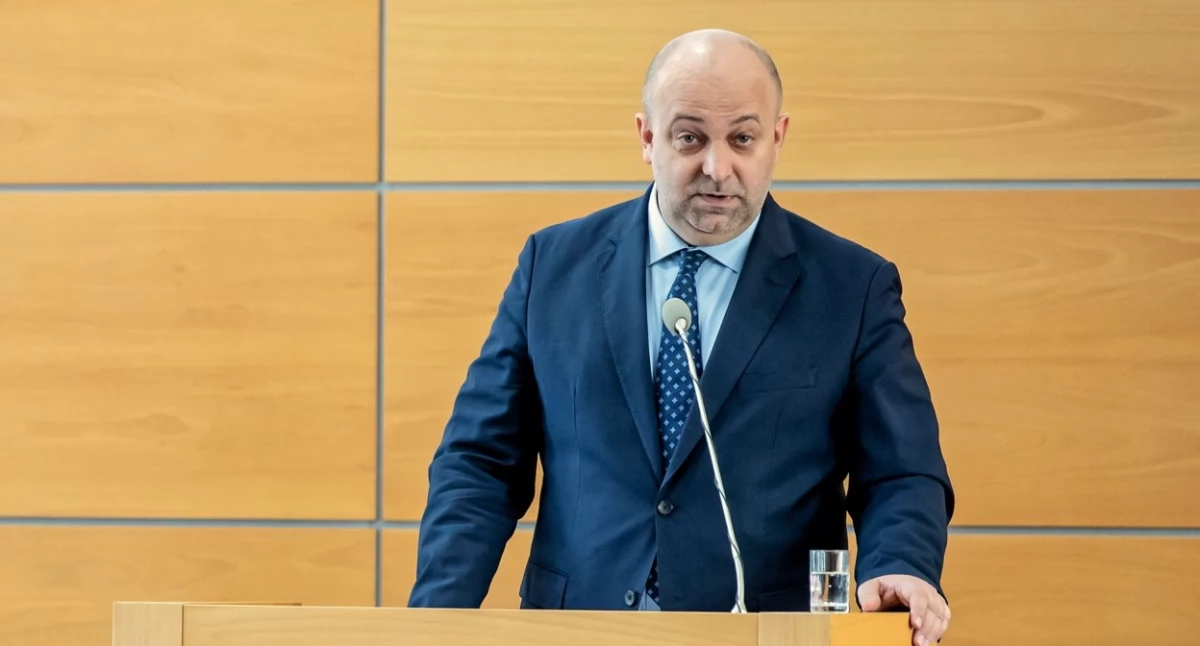 Zarzuty bez wyroku, opinie pełne wątpliwości