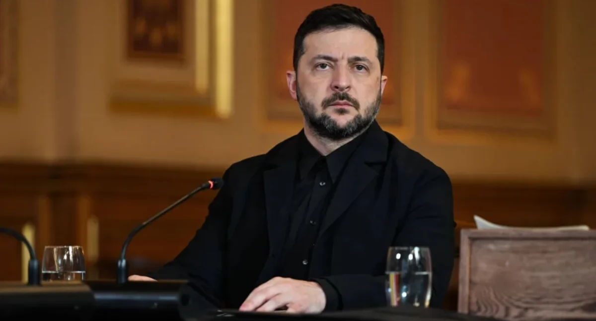 Zełenski na krawędzi politycznej przepaści?