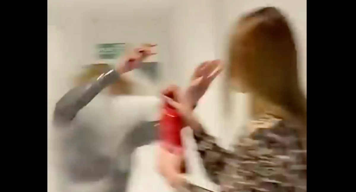 [WIDEO] Z gaśnicą na Mariannę Schreiber! 